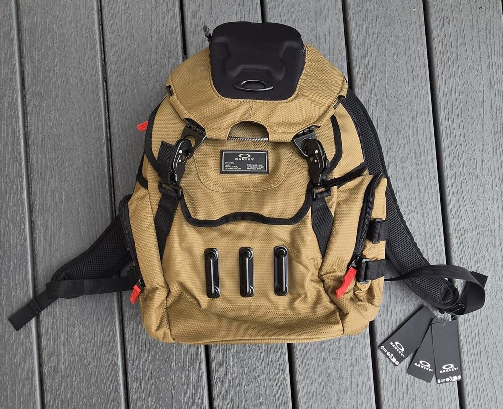 NWT Oakley BATHROOM SINK Coyote Tactical Hiking Military Rucksack Backpack Bag